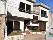 Casa en venta c/ cochera en Concordia