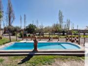 Casa en venta c/ cochera en Coquimbito