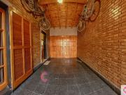 Casa en venta c/ cochera en Dorrego