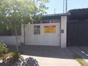 Casa en venta c/ cochera en Godoy Cruz