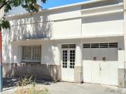 Casa en venta c/ cochera en Gorriti 18, Centro