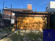 Casa en venta c/ cochera en Las Cañas