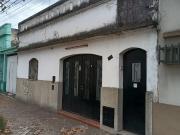 Casa en venta c/ cochera en Las Heras