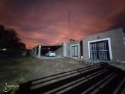 Casa en venta c/ cochera en Los Corralitos Casa en venta c/ cochera en Los Corralitos