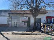 Casa en venta c/ cochera en Nueva Pompeya