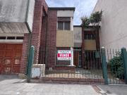 Casa en venta c/ cochera en Pacífico