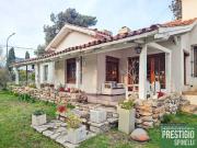 Casa en venta c/ cochera en Palihue