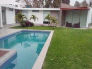 Casa en venta c/ cochera en Pucusana