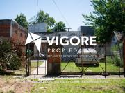 Casa en venta c/ cochera en Rafael Calzada