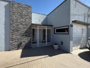Casa en venta c/ cochera en Rafaela