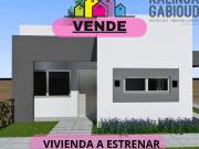 Casa en venta c/ cochera en San José