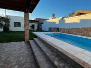 Casa en venta c/ cochera en San Rafael