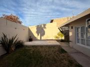 Casa en venta c/ cochera en San Rafael