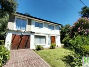 Casa en venta c/ cochera en Sierra de los Padres