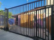 Casa en venta c/ estacionamiento en Belloto Sur