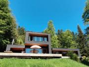 Casa en venta c/ estacionamiento en Camino a Villarrica