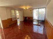Casa en venta c/ estacionamiento en Cardenal Caro