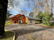 Casa en venta c/ estacionamiento en Jardines del Claro