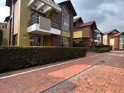 CASA EN VENTA CAJICA