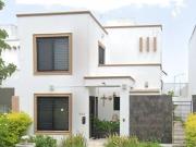 CASA EN VENTA Calle 62 #573 B Colonia: Gran Santa Fe...