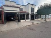 CASA EN VENTA CALLE IGNACIO PESQUEIRA 441 PONIENTE...