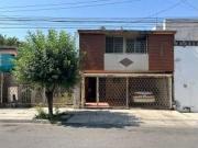 Casa en Venta Calle Juana de Arco Col Roma, Monterrey N.L