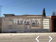 CASA EN VENTA CALLE URUGUAY