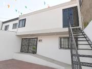 Casa en venta Calzada Independencia con uso de suelo mixto Casa en venta Calzada Independencia con uso de suelo mixto