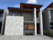 Casa en venta campanario