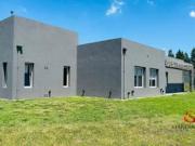 Casa en venta, Canning, Fincas del Alba. Lote 1095 m2. 4 amb