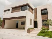 CASA EN VENTA CAROLCO, CARRETERA NACIONAL