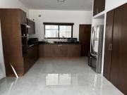 CASA EN VENTA / RENTA CARRETERA NACIONAL, LADERAS ABEDUL