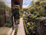 Casa en Venta Casa de lujo en un nivel con jardín Zavaleta