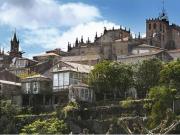 Casa en venta casco historico de Tui con vistas al Rio Miño