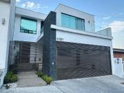 Casa en Venta, Castaños del Vergel