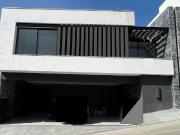 CASA EN VENTA CASTAÑOS DEL VERGEL