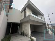 CASA EN VENTA CASTAÑOS DEL VERGEL ZONA CARRETERA...