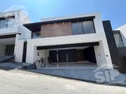 Casa en Venta Castaños del Vergel Zona Sur Monterrey