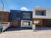 Casa en Venta Cañadas Tres Marías Fraccionamiento privado