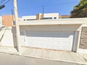 ¡CASA EN VENTA! Cda. Fresnos 2344, Casa Blanca, 52175...
