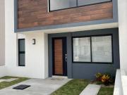 CASA EN VENTA CERCA A WALMART LA HUERTA, FRACCIONAMIENTO...