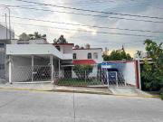 casa en venta cerca Avenida Camelinas