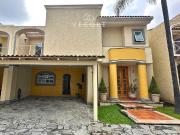 CASA EN VENTA, CERCA DE LA EXPO, RESIDENCIAL VICTORIA,...