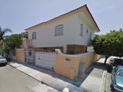 CASA EN VENTA CERCA DE LA PLAYA A PRECIO ECONOMICO...