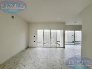 CASA EN VENTA CERCA DEL AMERICANO, FRAC. LAS CALZADAS