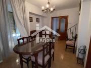 Casa en venta cercana al centro de Lucena