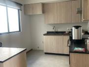 Casa en Venta, Cerrada con amenidades