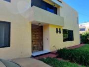 CASA EN VENTA Chapalita de Occidente en esquina y...