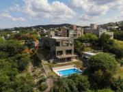 CASA EN VENTA CINCO LOMAS 4D VILLA WARCALDE R/M