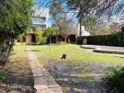 CASA EN VENTA CITY BELL 3 DORMITORIOS